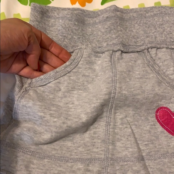 Girls skirt with pockets - Picture 4 of 4